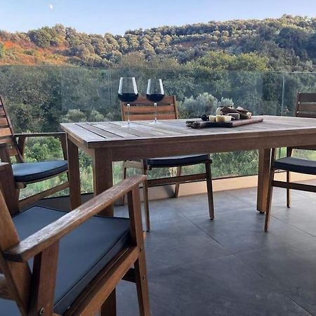 Ek Ornelakis, Luxury Country House With Jacuzzi La Canea Esterno foto